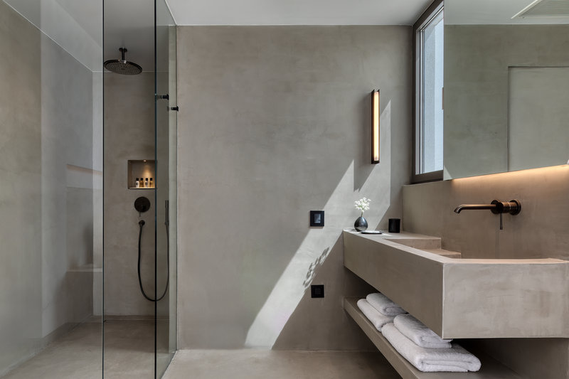 Superior Suite Pool View with Private Pool - Bathroom with Cycladic Design