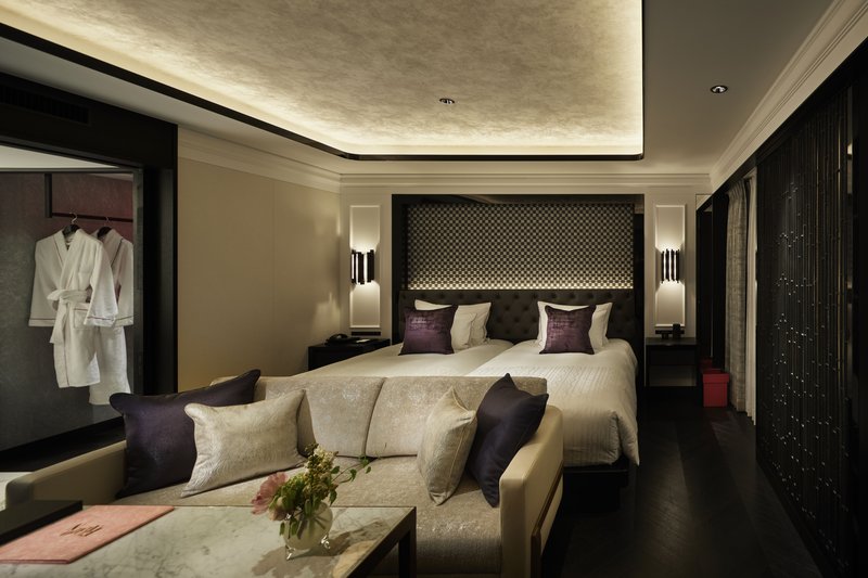 Suite - Bedroom
