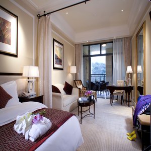 Deluxe Mountain View Room