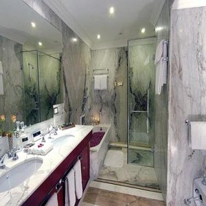 Bathroom Deluxe