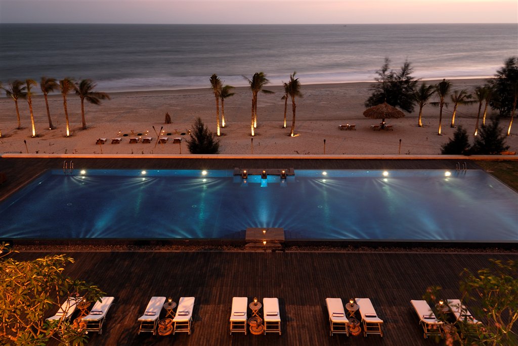 Infinity Pool