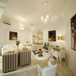 Grand Suite Spacious Bedroom & Living Room