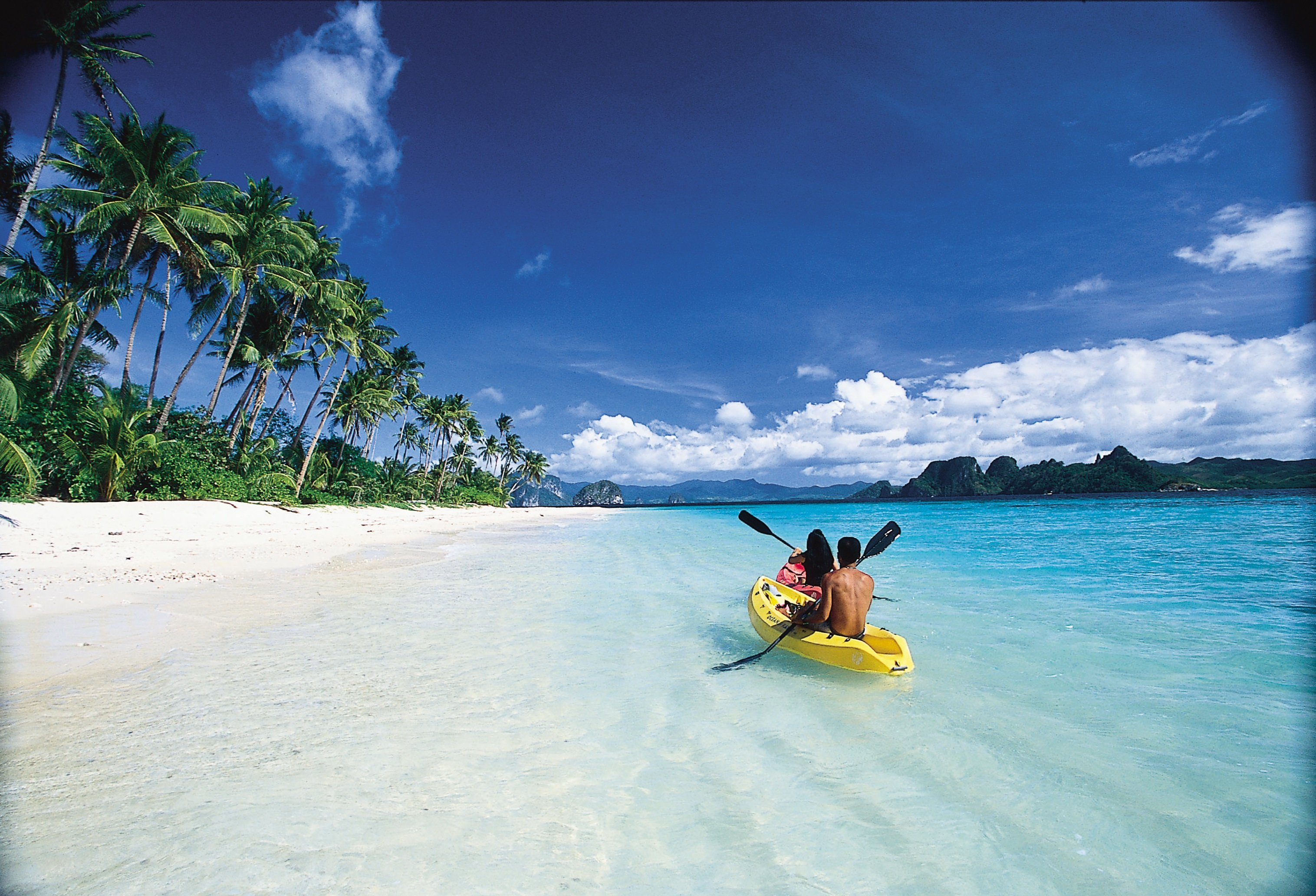 Kayaking at Pangulasian Island