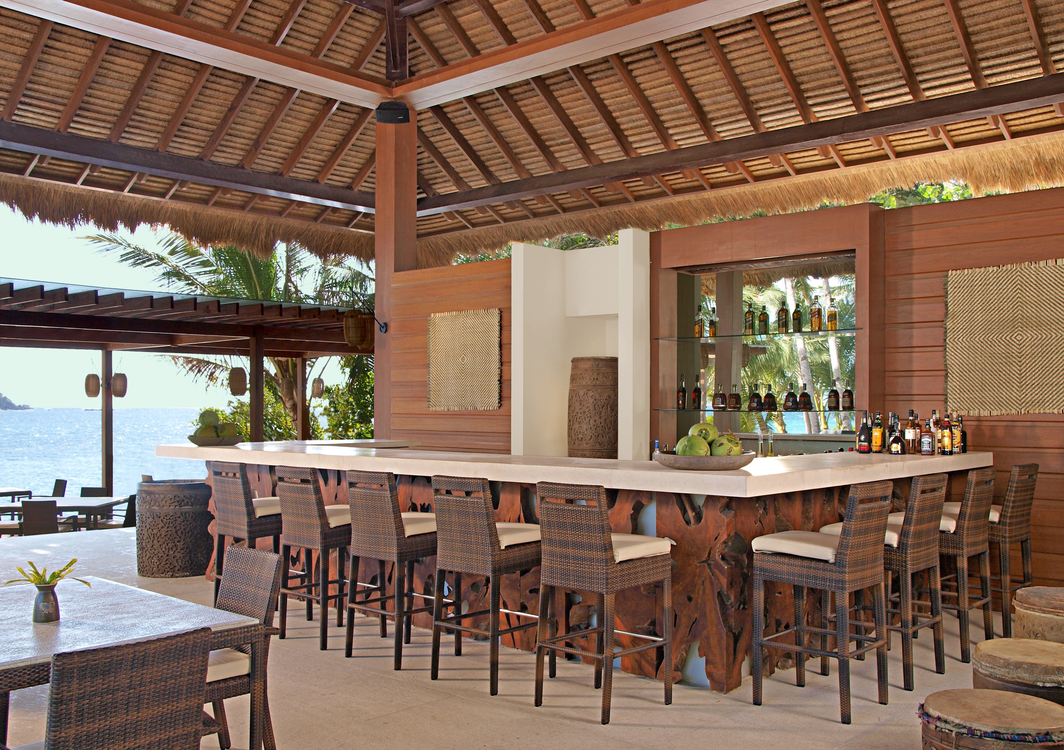 Pool Bar