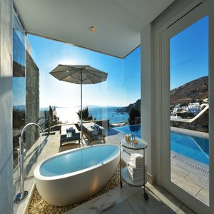 Grand Suite Bathroom - Sea View