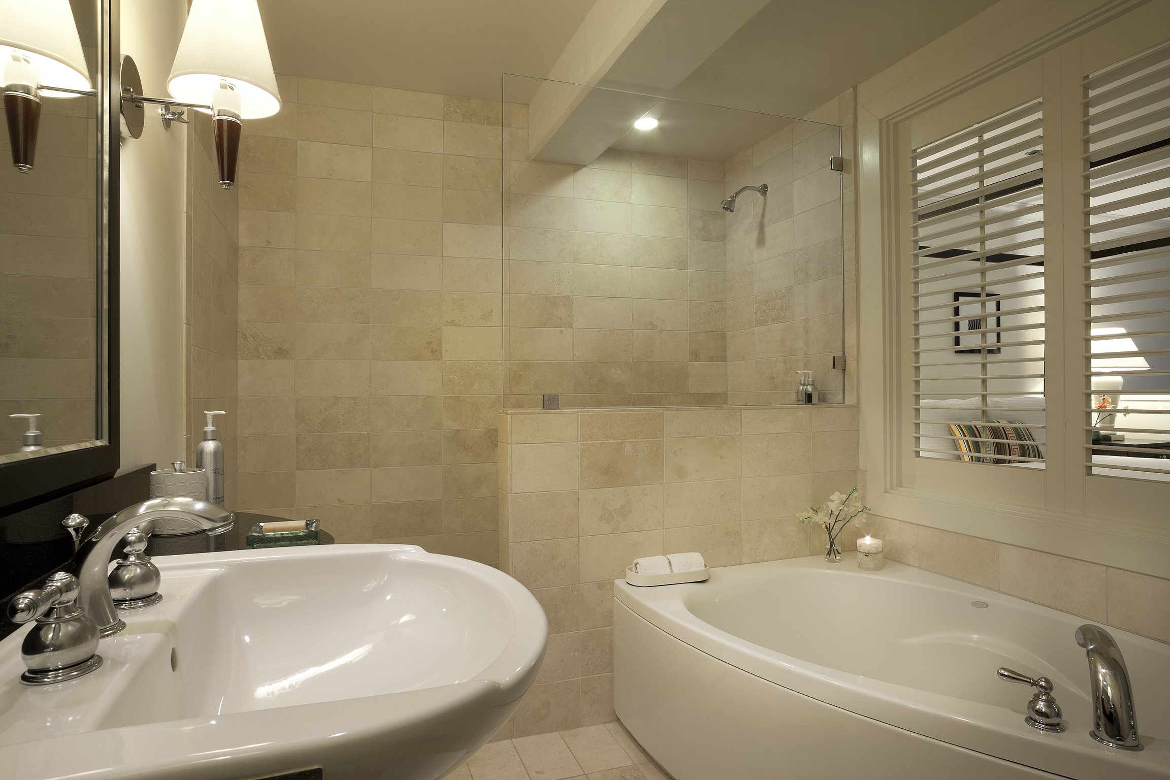 Courtyard Bath