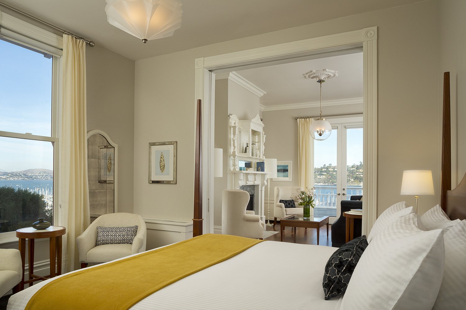 Mansion Suite