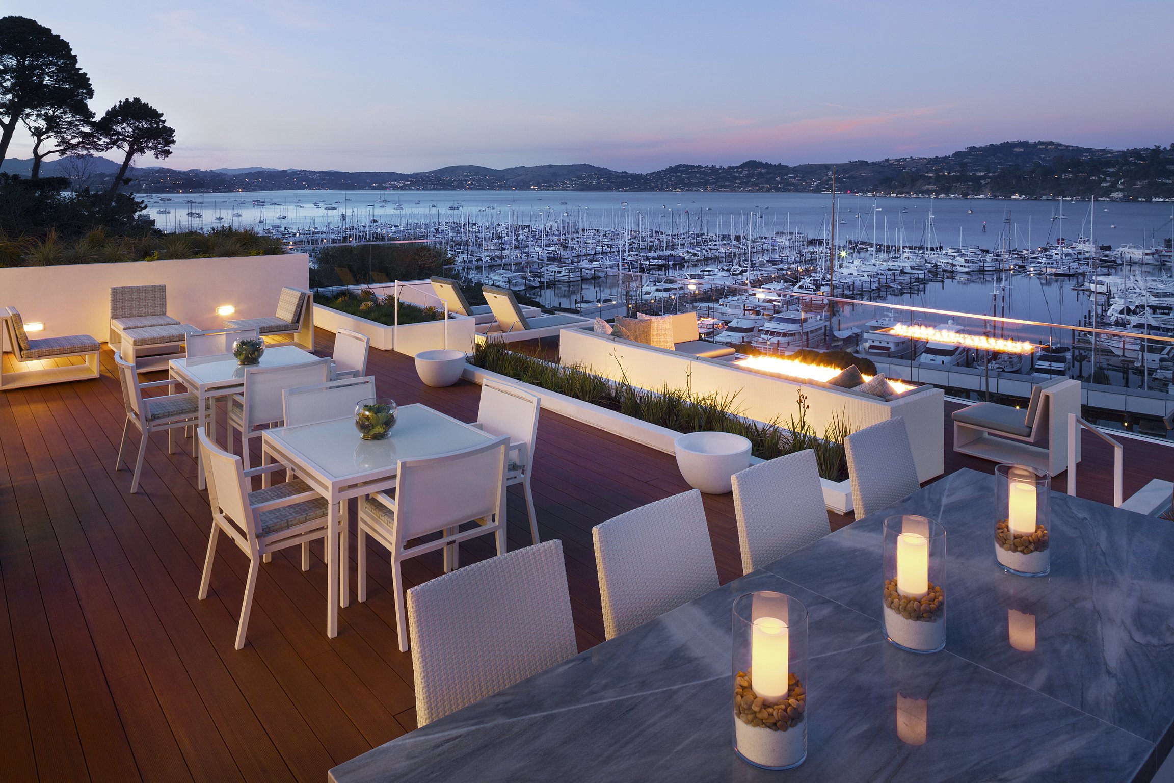 Alexandrite Suite Deck