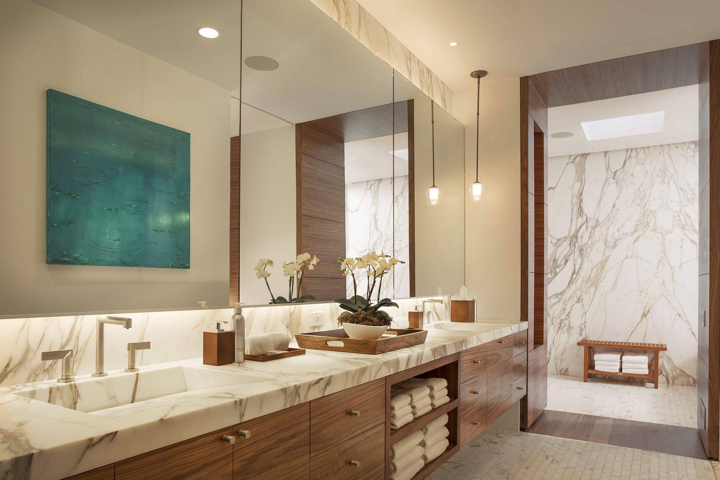 Alexandrite Suite Master Bathroom