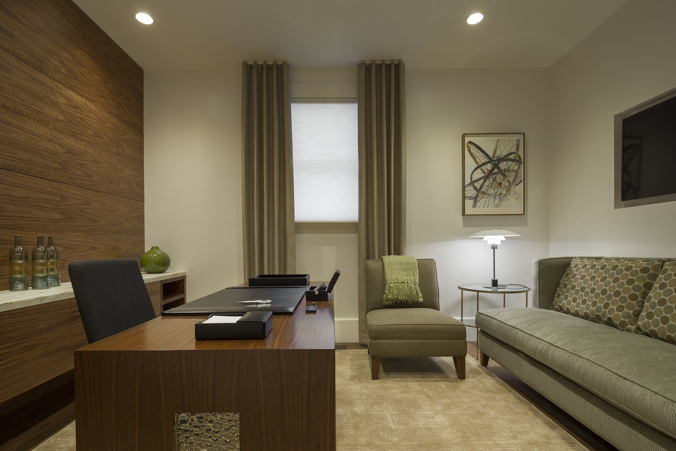Alexandrite Suite Office
