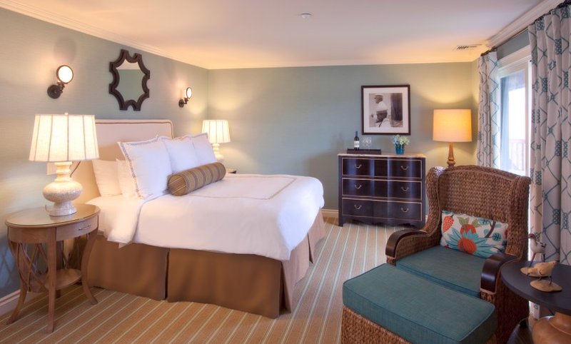 Mansion Wing Grand Corner Suite