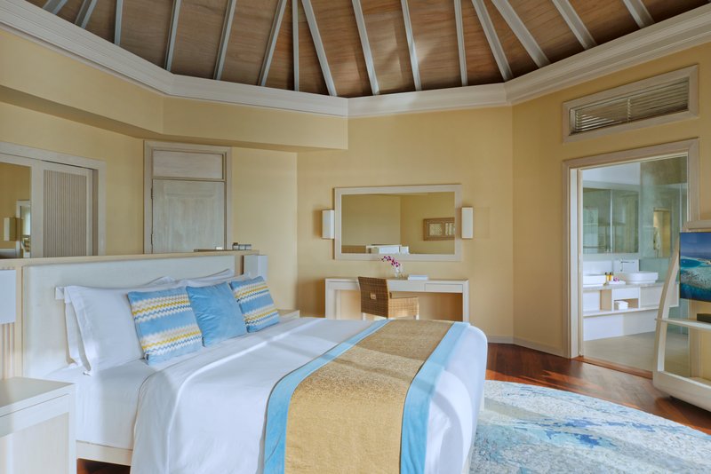 Water Villa with Private Pool - Bedroom