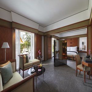 Executive Suite - Living Area