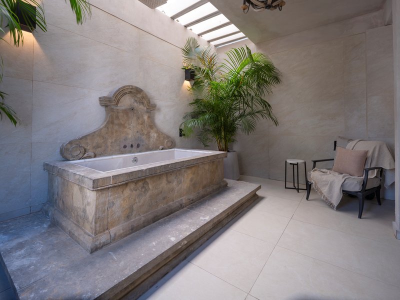 Mediterranean Oasis Suite with Outside Shower