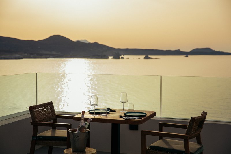 Makris Fine Dining Restaurant at Domes White Coast Milos