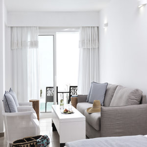 Junior Suite Sharing Pool