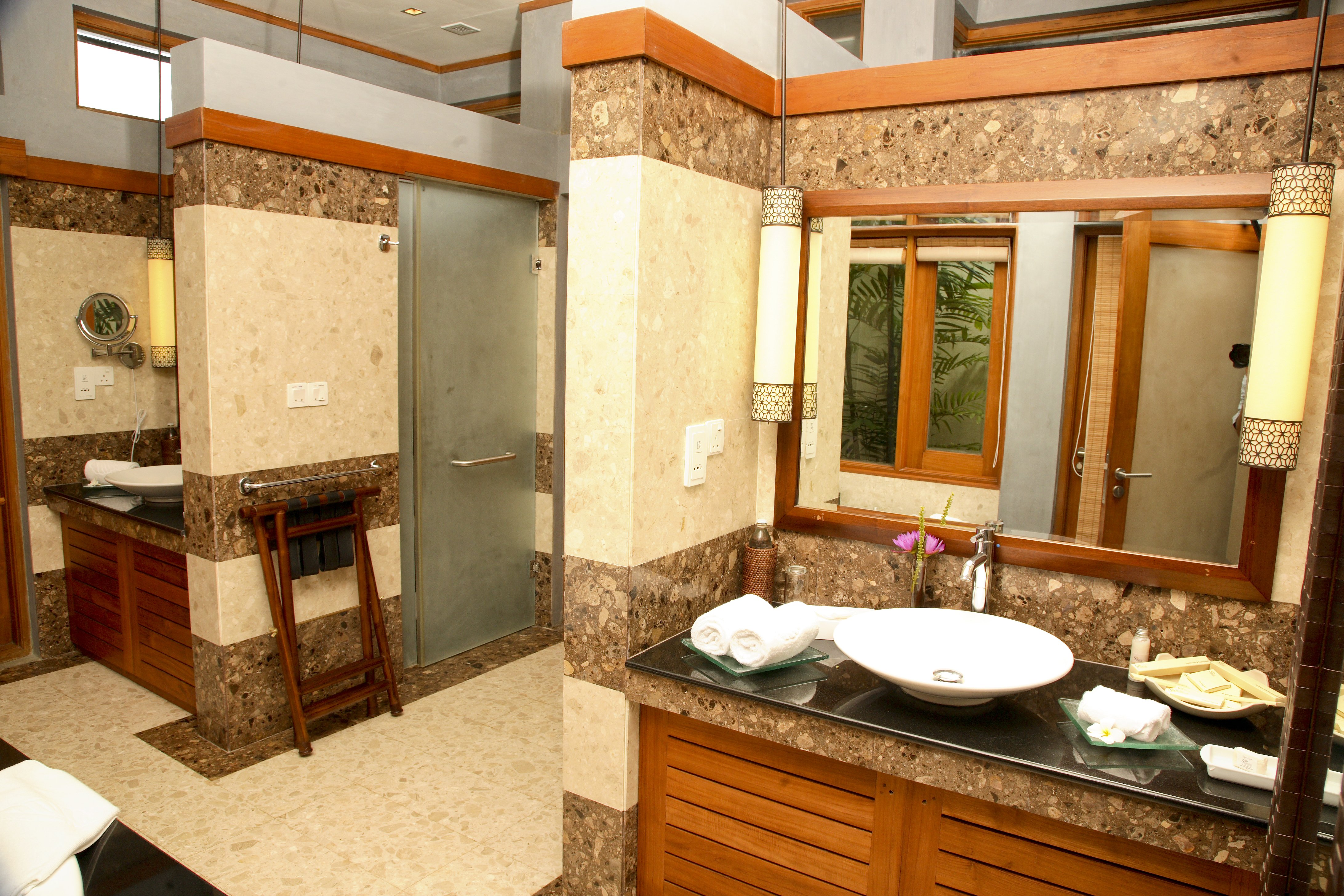 Garden Pavilion Bedroom Washroom