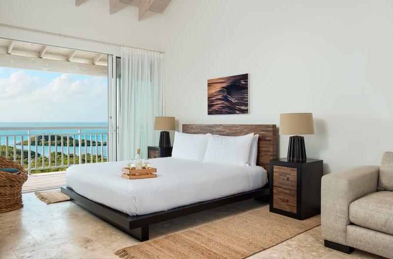 Ridgetop Ocean View Suite Bedroom