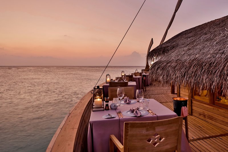 Milaidhoo Maldives Dining Batheli By The Reef