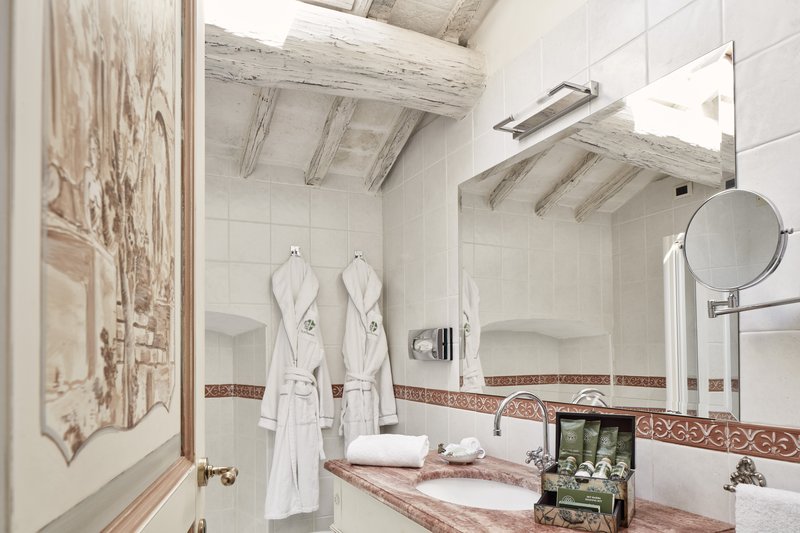 Bathroom Deluxe Double