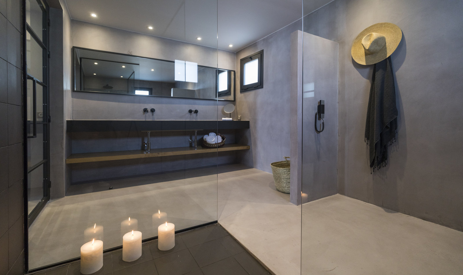 3 bedroom villa with private pool bathroom