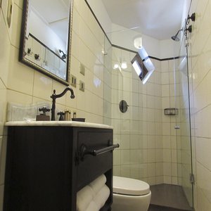 Classic room bathroom