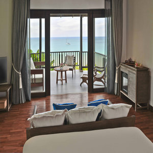 Bayfront Deluxe Room