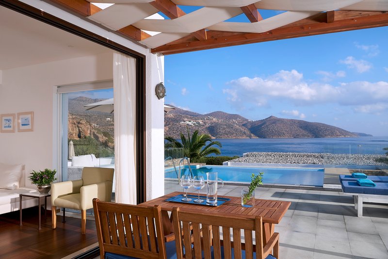 Prime Club Suite Private Pool Seafront 