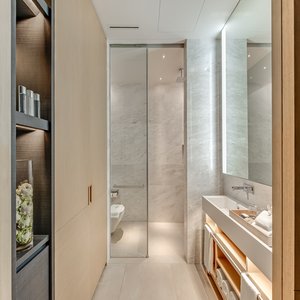 Grand Azure Suite Bathroom