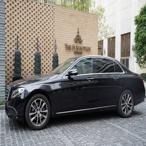Luxury Arrival Experience On Mercedes Benz