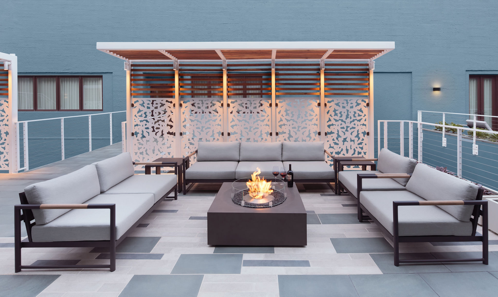 Firepit Lounge