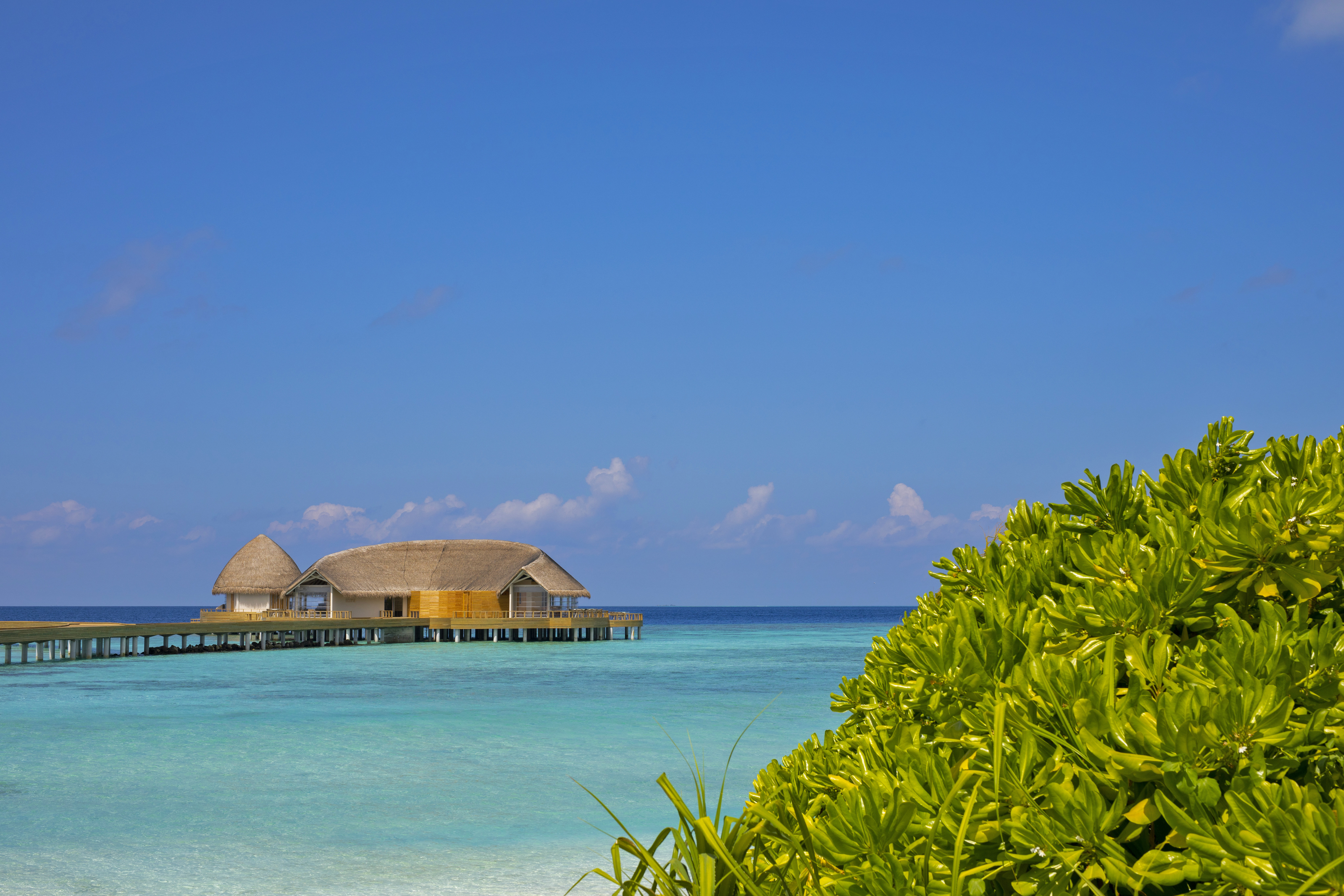 Eclipse-Signature Overwater Grill Restaurant