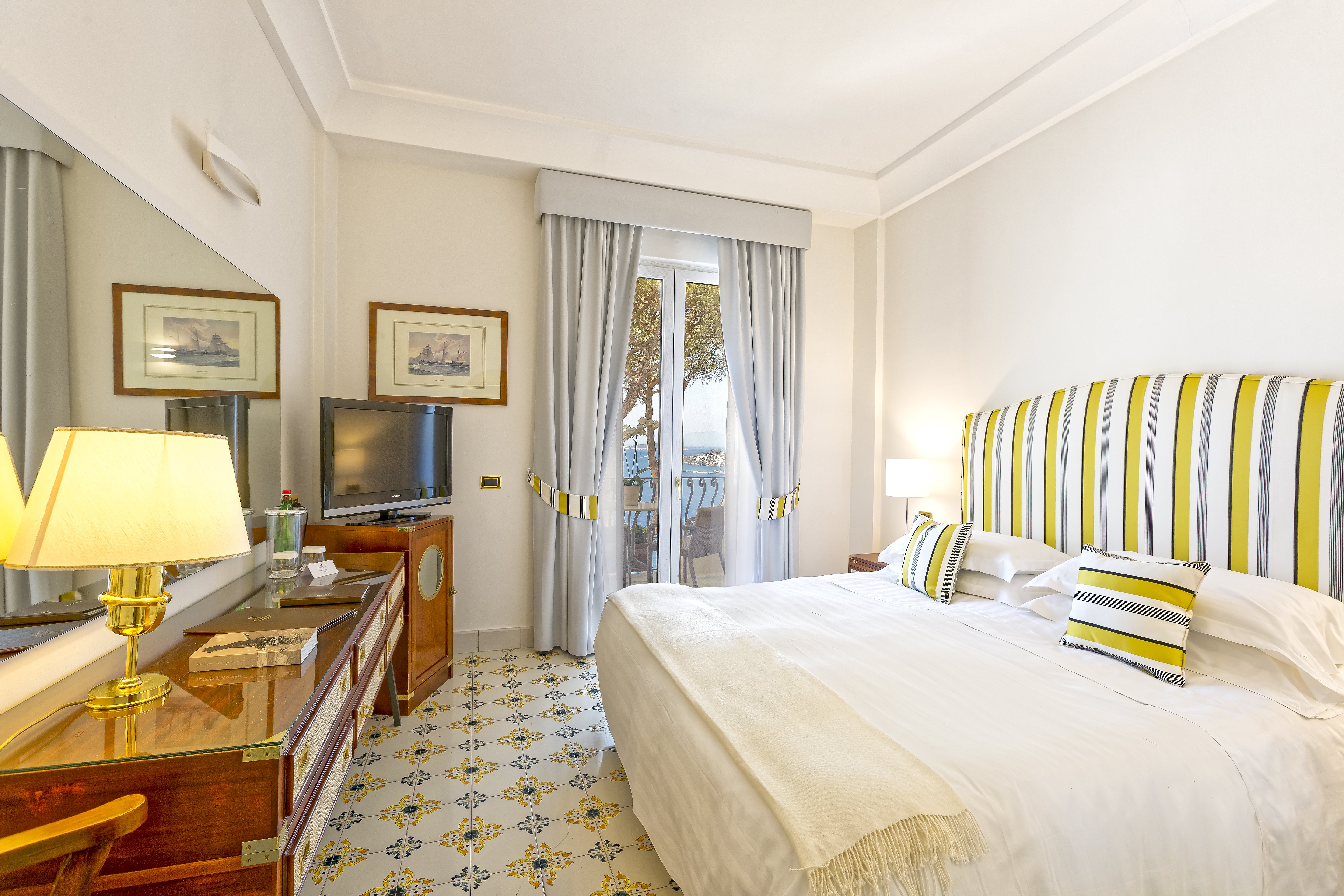 Superior Sea View Room