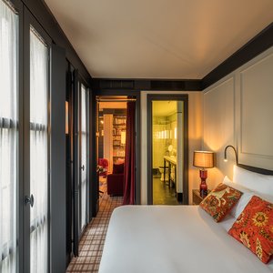 XL Room