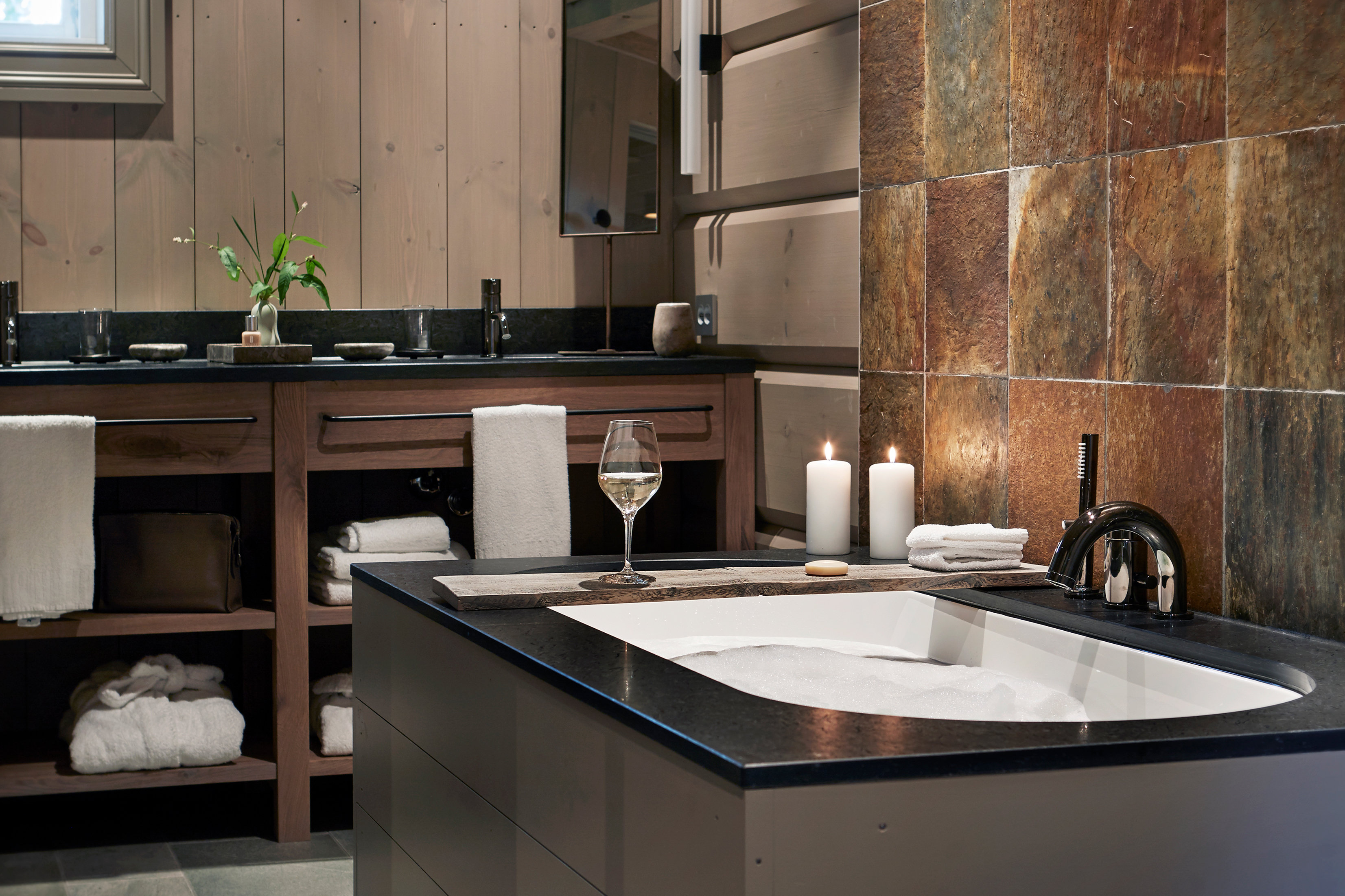 Junior Suite Bathroom