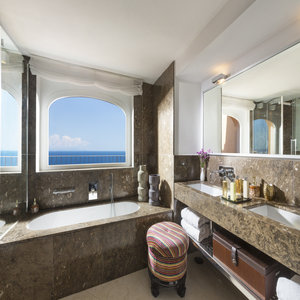 Monacone Bathroom