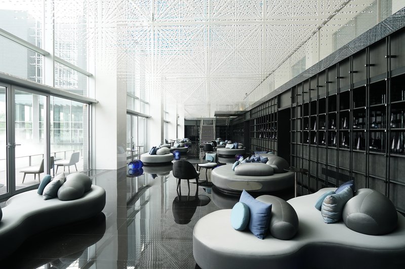 Lobby Bar