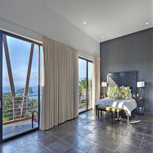 Penthouse Ocean View Suite Master Bedroom