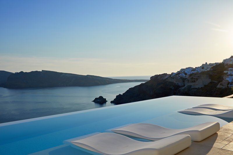 Canaves Oia Suites, Luxury Hotel in Santorini | Small Luxury Hotels of ...