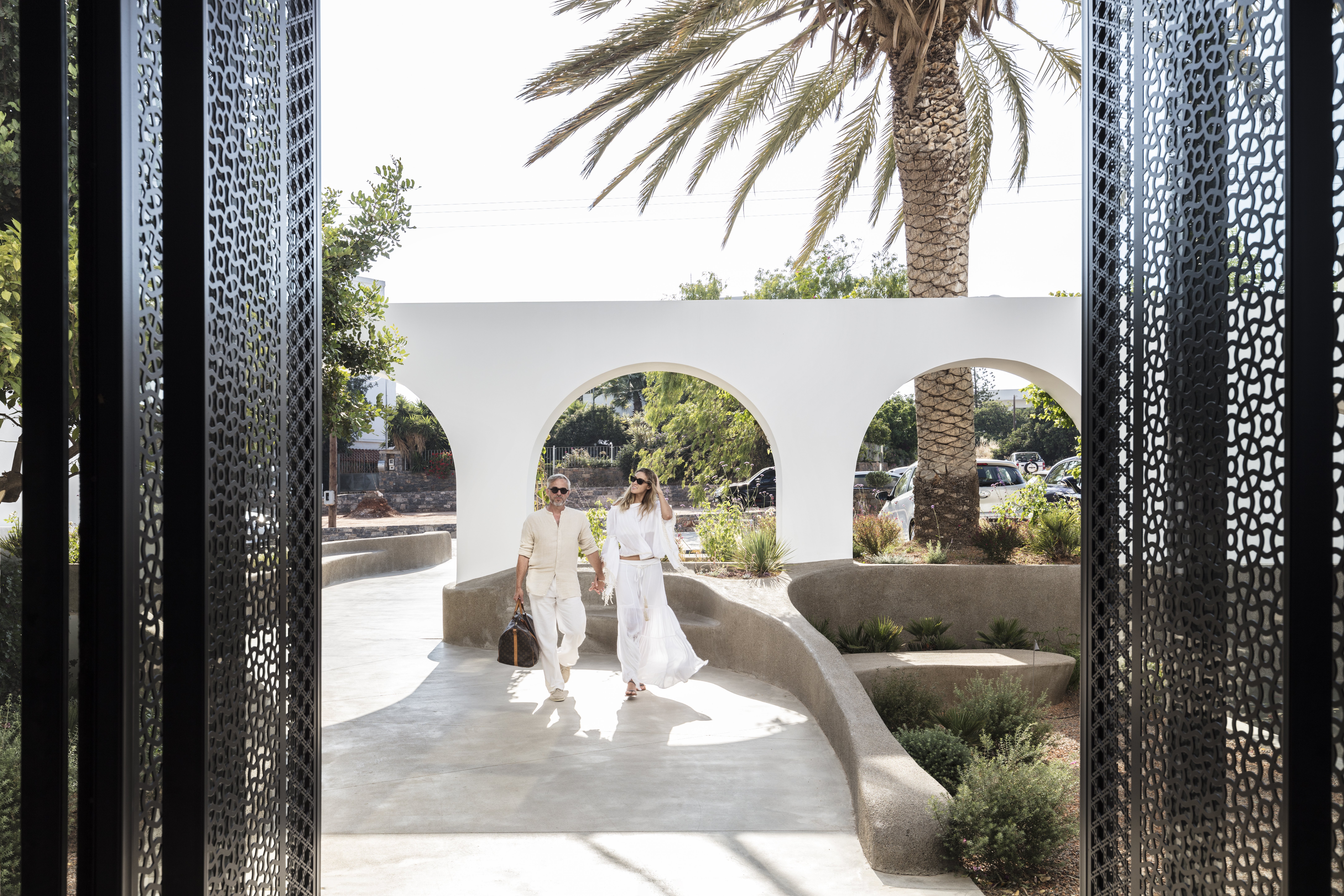 entrance minos beach couple.jpg