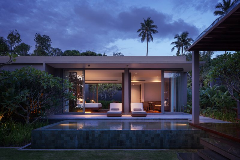 1 Bedroom Beach Front Dusk