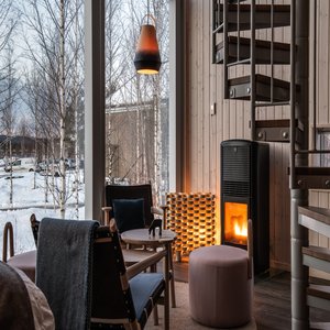 Land Cabin - Cosy Fireplace