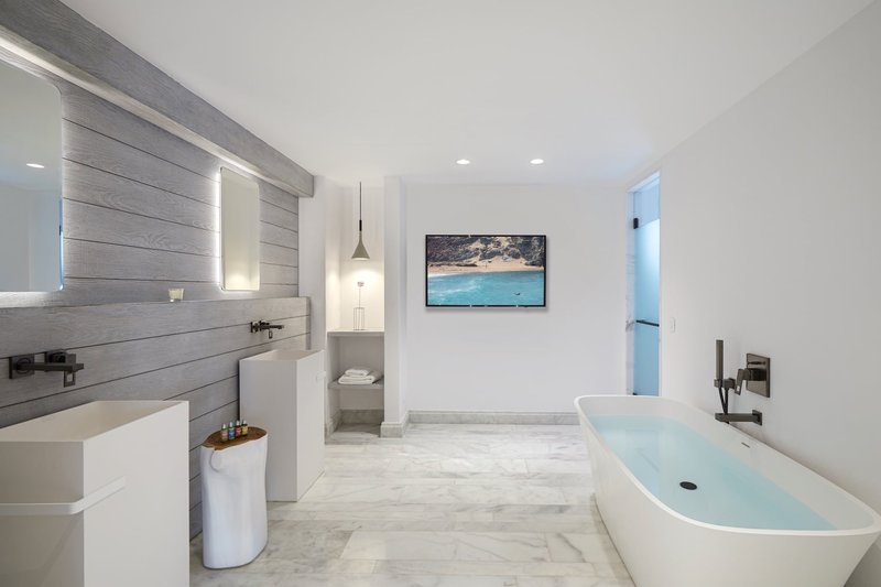 Marina 1 Bedroom Pool Suite