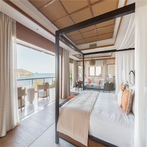 Spectacular Ocean Views from your Suite