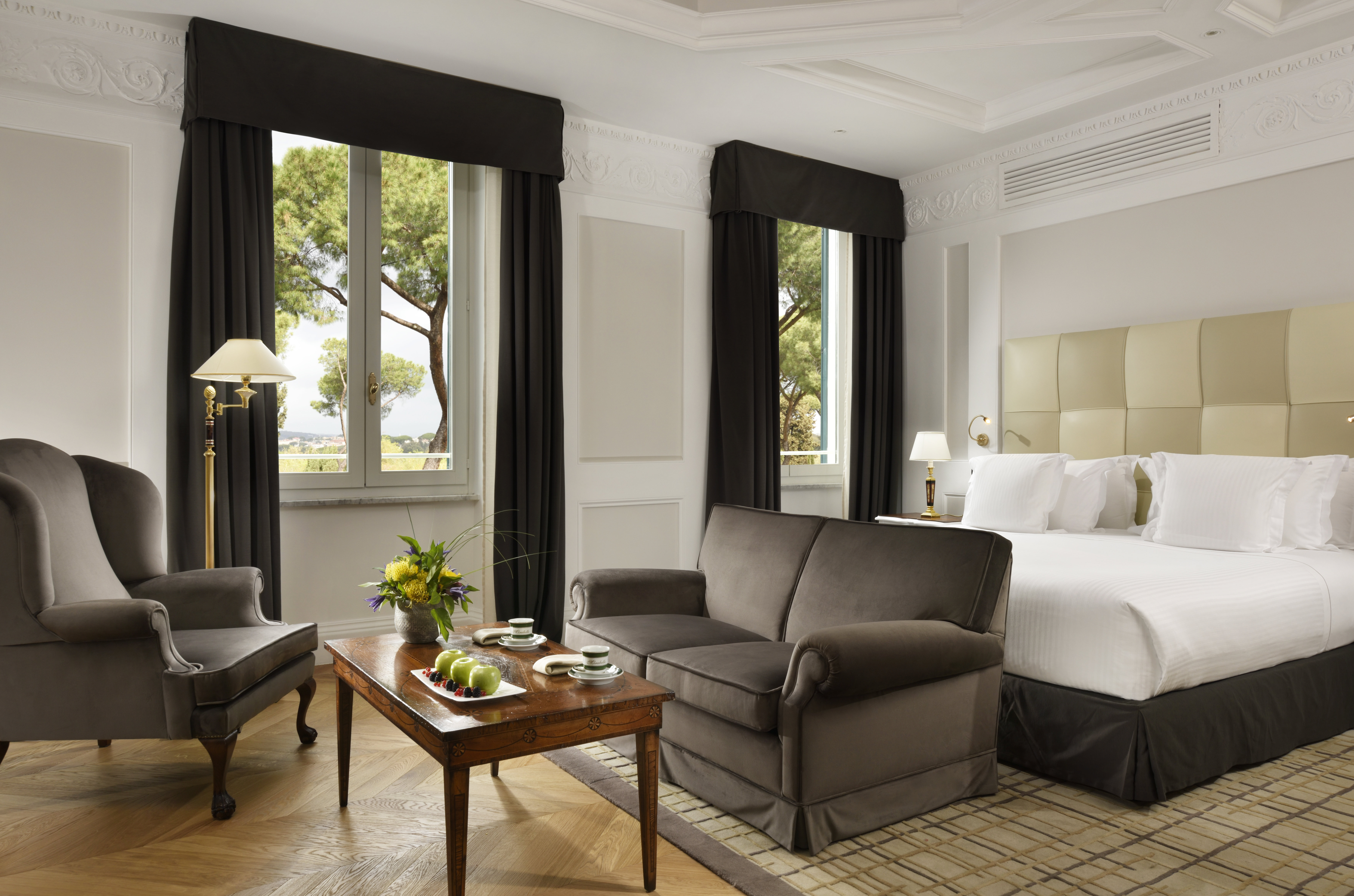 Junior Suite Deluxe Bedroom