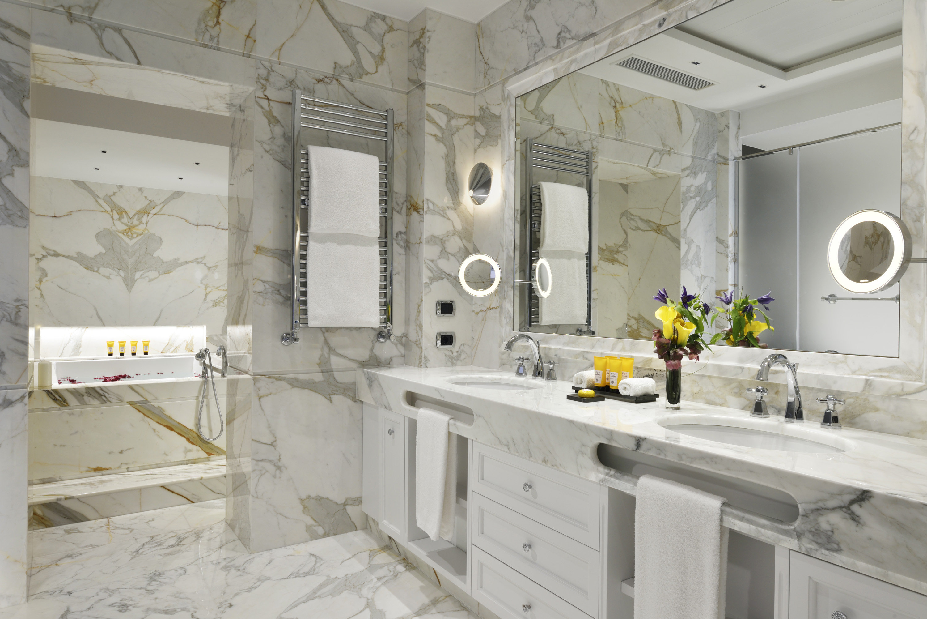Splendide Suite Bathroom