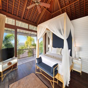 Five Bedroom Ocean View Pool Villa
