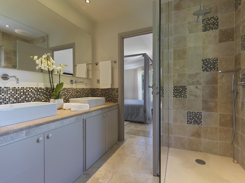 Villa Beau Rivage Bathroom