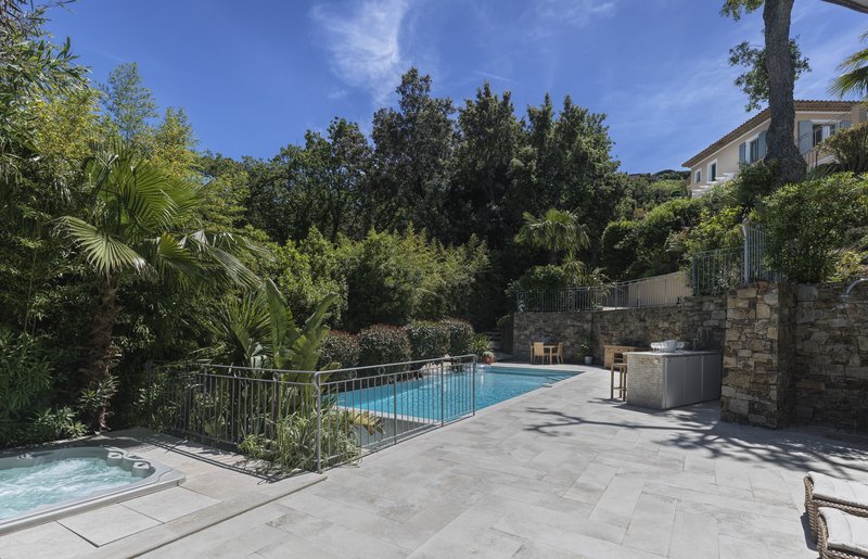 Villa Beau Rivage Outdoor Pool