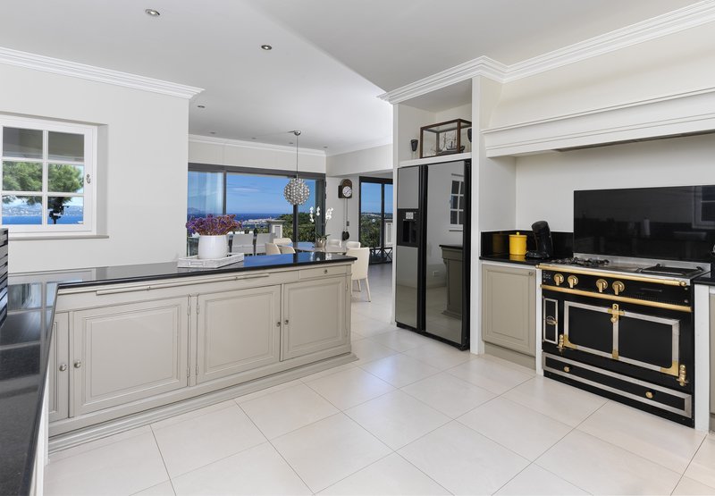 Villa Bellevue Kitchen